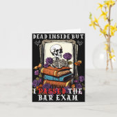 Dead Inside But I Ped The Bar Exam Funny New Lawye Karte (Gelbe Blume)