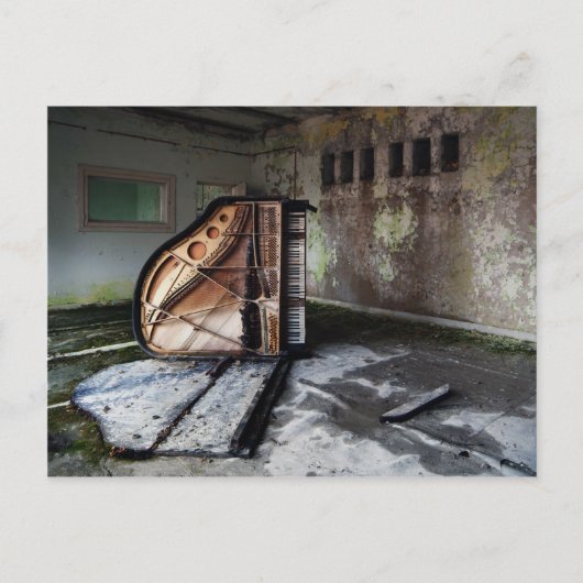 Dead Piano Postkarte (Vorderseite)