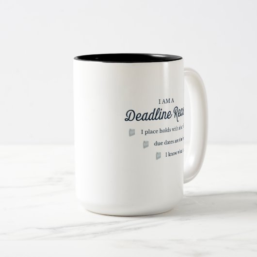 Deadline Reader-Tasse Zweifarbige Tasse (VorderseiteRechts)