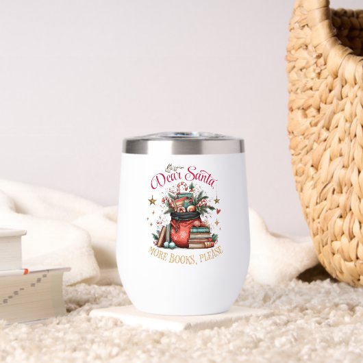 Dear Santa, More Books Please (Wohnzimmer (gedreht))