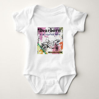 Dearborn - es alles hier begonnen - Kleid Baby Strampler