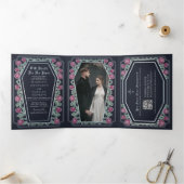 Death Do us Part Rose Blue Gothic Wedding QR Code Dreifach Gefaltete Einladung (Innenseite)