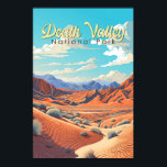 Death Valley Nationalpark Illustration Retro Poster<br><div class="desc">Death Valley Vektorgrafik Design. Der Park ist bekannt für den Titus Canyon, mit einer Geisterstadt und farbenfrohen Felsen, und die Salinen des Badwater Becken, Nordamerikas tiefsten Punkt.</div>