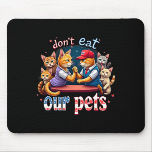 Debatten über das Essen der Hunde Katze Essen Sie  Mousepad