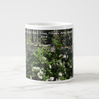Deborah Walton Yosemite: Halbkuppel, Bäume, Blume Jumbo-Tasse