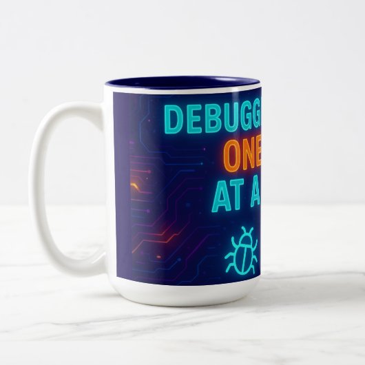 🖥️☕ Debugging Life One Sip at a Time – Neon Tech Zweifarbige Tasse (Links)
