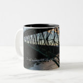 Deception Pass Bridge Mug Zweifarbige Tasse (Vorderseite Links)