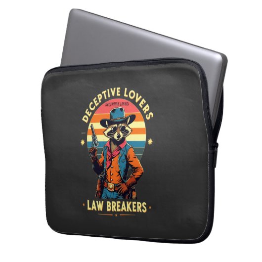 🐾 "Deceptive Lovers, Law Breakers" - Raccoon 🔥 � Laptopschutzhülle (Vorderseite Links)