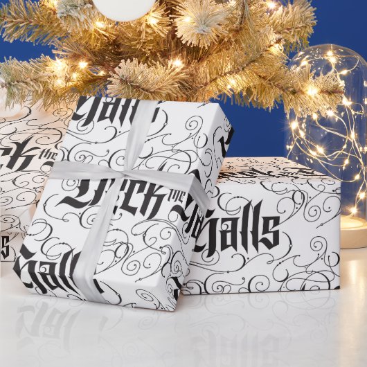 Deck the Halls Modern Black Christmas Letters Geschenkpapier (Feiertage)