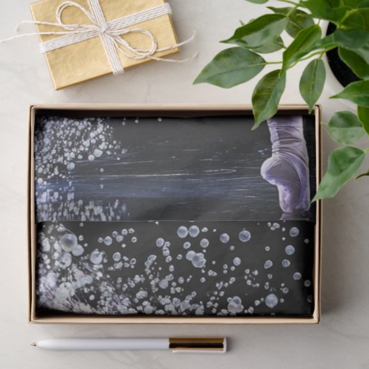 Decoupage Whimsical Ballet Dancer in Lila Seidenpapier (Geschenk)