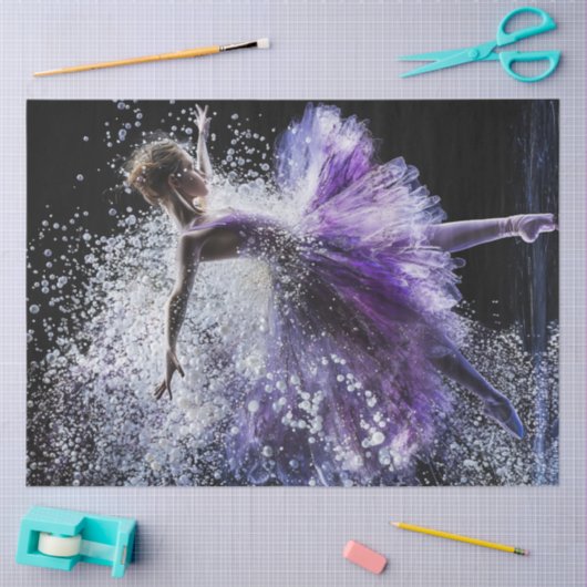 Decoupage Whimsical Ballet Dancer in Lila Seidenpapier (Basteln)