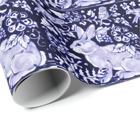 Dedham Blue Rabbit, Classic Blue & White Design Geschenkpapier (Rolleneckpunkt)