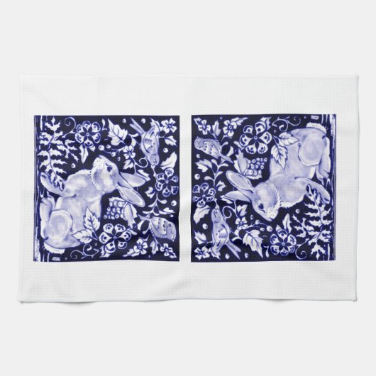Dedham Blue Rabbit, Classic Blue & White Design Handtuch (Horizontal)