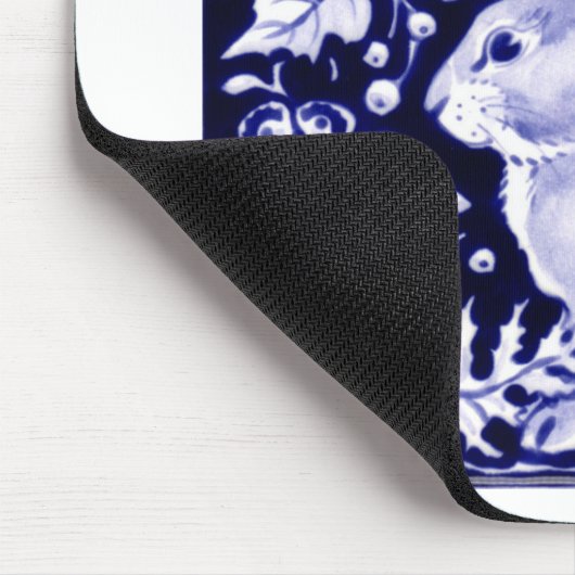 Dedham Blue Rabbit, Classic Blue & White Design Mousepad (Ecke)