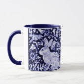 Dedham Blue Rabbit, Classic Blue & White Design Tasse (Links)
