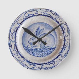 "Dedham Blue" Rabbit Design Clock, Blau & Weiß Runde Wanduhr
