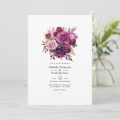 Deep Berry Floral Wedding Einladung (Stehend Vorderseite)
