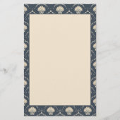 Deep Blue und Cream Seashell Muster Personalisiert Briefpapier (Rückseite)