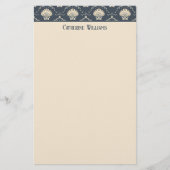 Deep Blue und Cream Seashell Muster Personalisiert Briefpapier (Vorderseite)