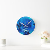 Deep Blue Underwater Alcohol Ink Painting Runde Wanduhr (Zuhause)