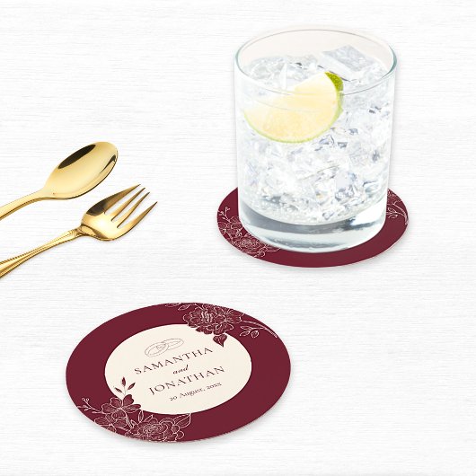 Deep Burgundy and Ivory Floral Line Art Wedding Runder Pappuntersetzer