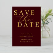 Deep Burgundy & Gold Foil Wedding Save The Date Folieneinladung (Stehend vorne)