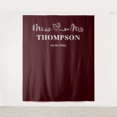 Deep Burgundy | Mr and Mrs Elegant Simple Wandteppich (Vorderseite)