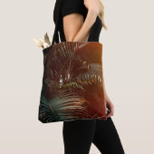 Deep dark green palm leaves pattern with bright or tasche (Von Nahem)