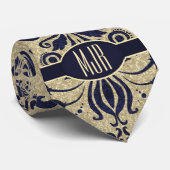 Deep Indigo Blue Wirbel und Taupe Damask Monogram Krawatte (Gerollt)