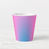 Deep Magenta Pink to Red & Blue Ombre Party Milchtasse (Vorderseite)