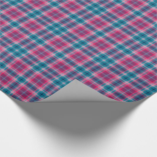 Deep Pink Blue Tartan Kariert Gingham Pattern Geschenkpapier (Ecke)