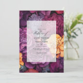Deep Plum mit Marigold Floral Wedding Einladung (Stehend Vorderseite)