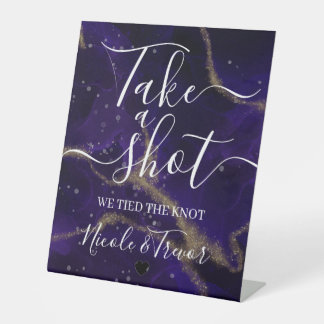 Deep Purple Gold Calligraphy Take a Shot Sockelschild