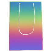 Deep Rainbow Gradient Birthday Geschenktasche Mittlere Geschenktüte (Rückseite)