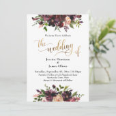 Deep Red Burgundy Floral Gold Die Hochzeit von Einladung (Stehend Vorderseite)