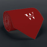 Deep Red Color Elegante Monogramm   Name Krawatte<br><div class="desc">Eine elegante Krawatte mit einem fett-weißen Monogramm auf einem glatten Hintergrund aus Deep Red Color. Zusätzlich zu diesem Monogramm sitzt Ihr Vor- oder Nachname in allen Hauptstädte. Wenn Sie einen mutigeren Blick auf den persönlichen Namen im großen Buchstaben bevorzugen, können Sie folgendes tun: Benutzen Sie die Funktion Anpassen/Bearbeiten und klicken...</div>