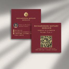 Deep Red Gold Monogram Elegantes Notary QR Foto Quadratische Visitenkarte