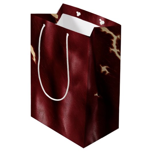 Deep Red Südwest Cowhide Mittlere Geschenktüte (Rückseite Schrägansicht)