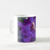 Deep Reddish-Lila Iris Closeup-Tasse Kaffeetasse (Vorderseite Links)