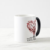 Deep Roots Open Heart Verwandlungstasse (VorderseiteRechts)
