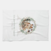 Deep Sage Wreath Monogram Home Accent Geschirrtuch (Horizontal)