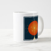 Deep Space Atomic Clock Poster, Orange Version. Jumbo-Tasse (Vorderseite Rechts)