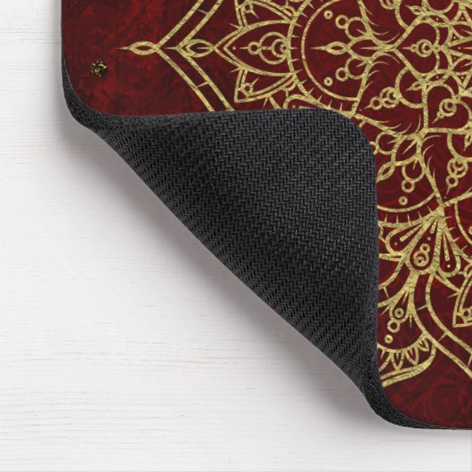 Deep Wine Red Mandala & Gold Glam Moderner Chic Mousepad (Ecke)