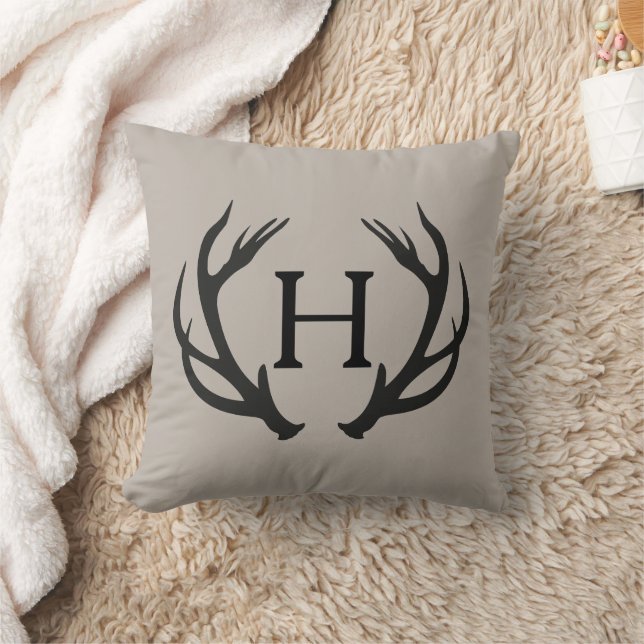 Deer Antler Monogram Kissen (Decke)