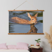 Deer Fawn | Minnesota Wandteppich Mit Holzrahmen (Schlafzimmer)