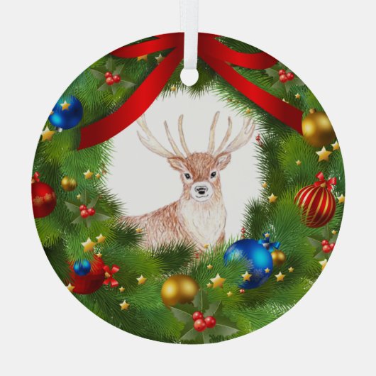 Deer looking through a Christmas Wreath Ornament Aus Glas (Rückseite)