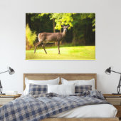 Deer on Golf Course Leinwanddruck (Insitu (Schlafzimmer))