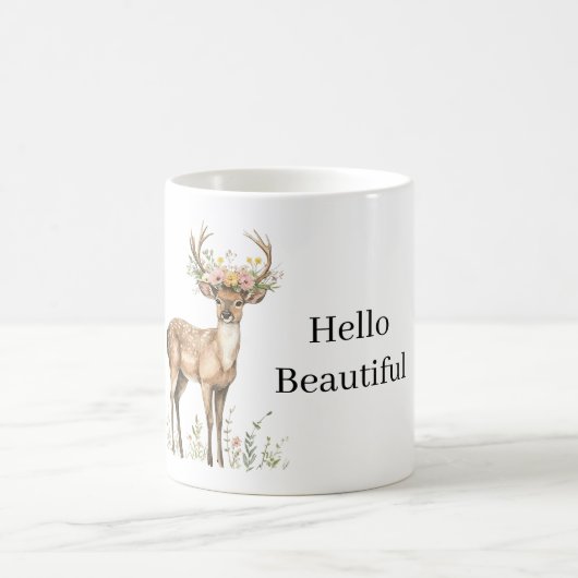 Deer wearing Flowers Kaffeetasse (Mittel)