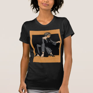 Defekte Perlen-Halskette T-Shirt