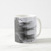 Defiant Gaze - Schwarz-Weiß-Portrait-Tasse Kaffeetasse (VorderseiteRechts)